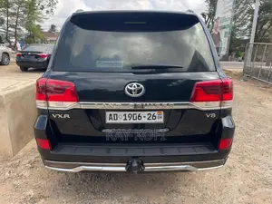Toyota Land Cruiser 4.5 V8 VXR 2017 Black