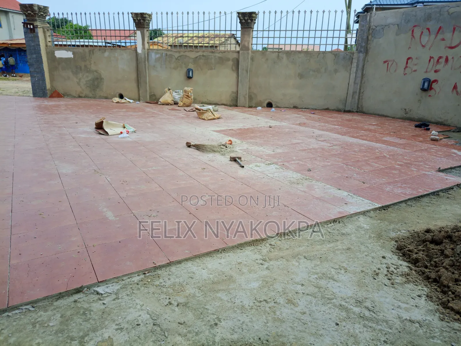 Professional Tiles Layer