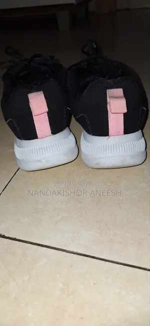 Adidas Shoes (Used) 4 Uk