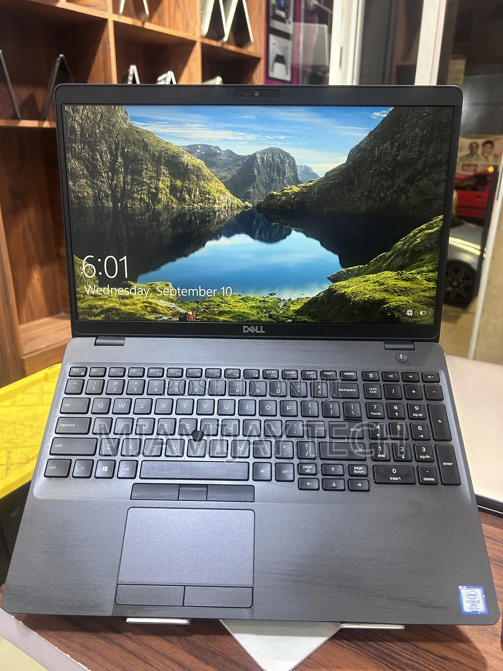 Laptop Dell Precision 3541 16GB Intel Core i7 SSD 256GB