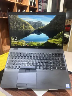 Laptop Dell Precision 3541 16GB Intel Core i7 SSD 256GB
