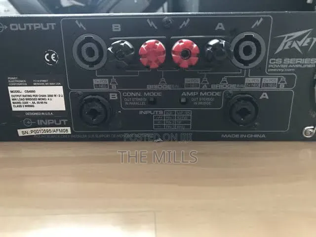 Peavey Cs 4000 Power Amplifier