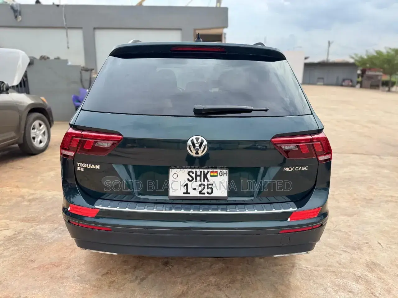 Volkswagen Tiguan 2.0T SE FWD 2019 Green