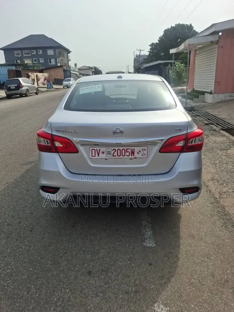 Nissan Sentra SV 2017 Silver
