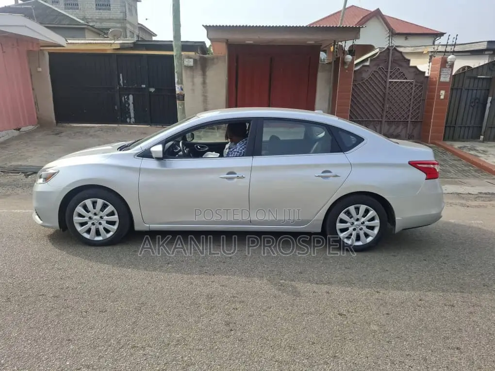 Nissan Sentra SV 2017 Silver