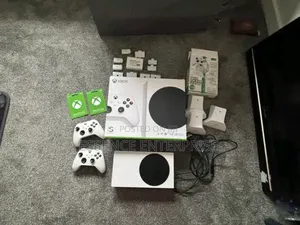 Xbox Xbox Series S With 10 Games