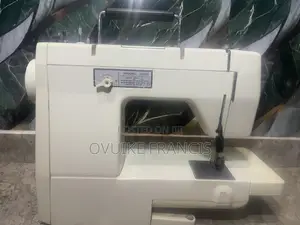 Home Used Industrial Sowing Machine Still in Very Good Condition