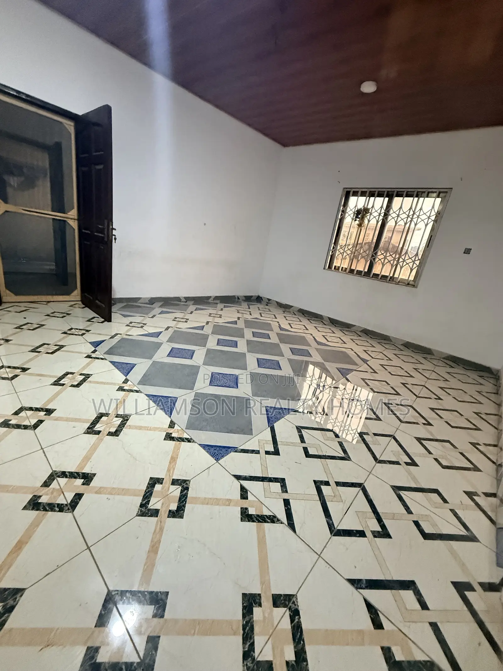 1bdrm Apartment in Community 18 Area, Spintex for rent