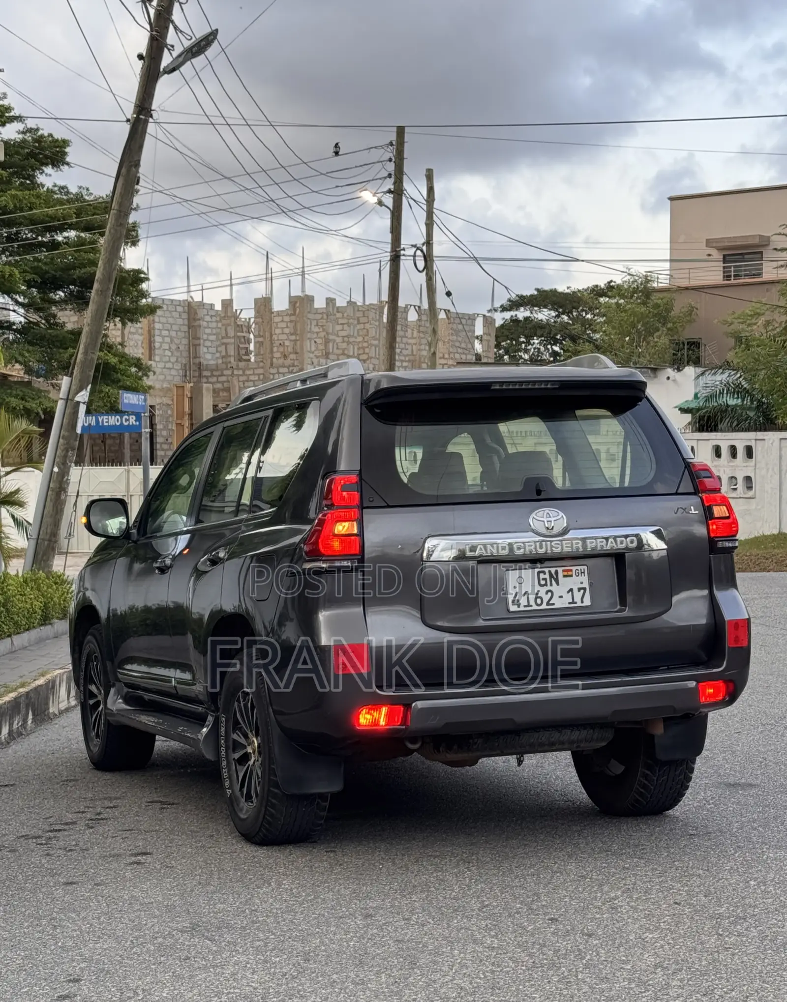 Toyota Land Cruiser Prado 2017 Gray