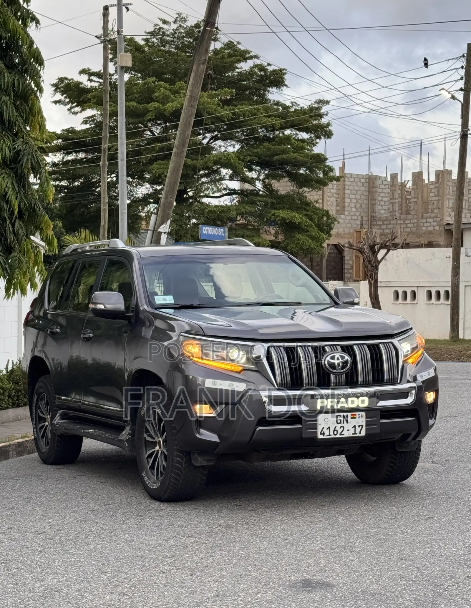 Toyota Land Cruiser Prado 2017 Gray