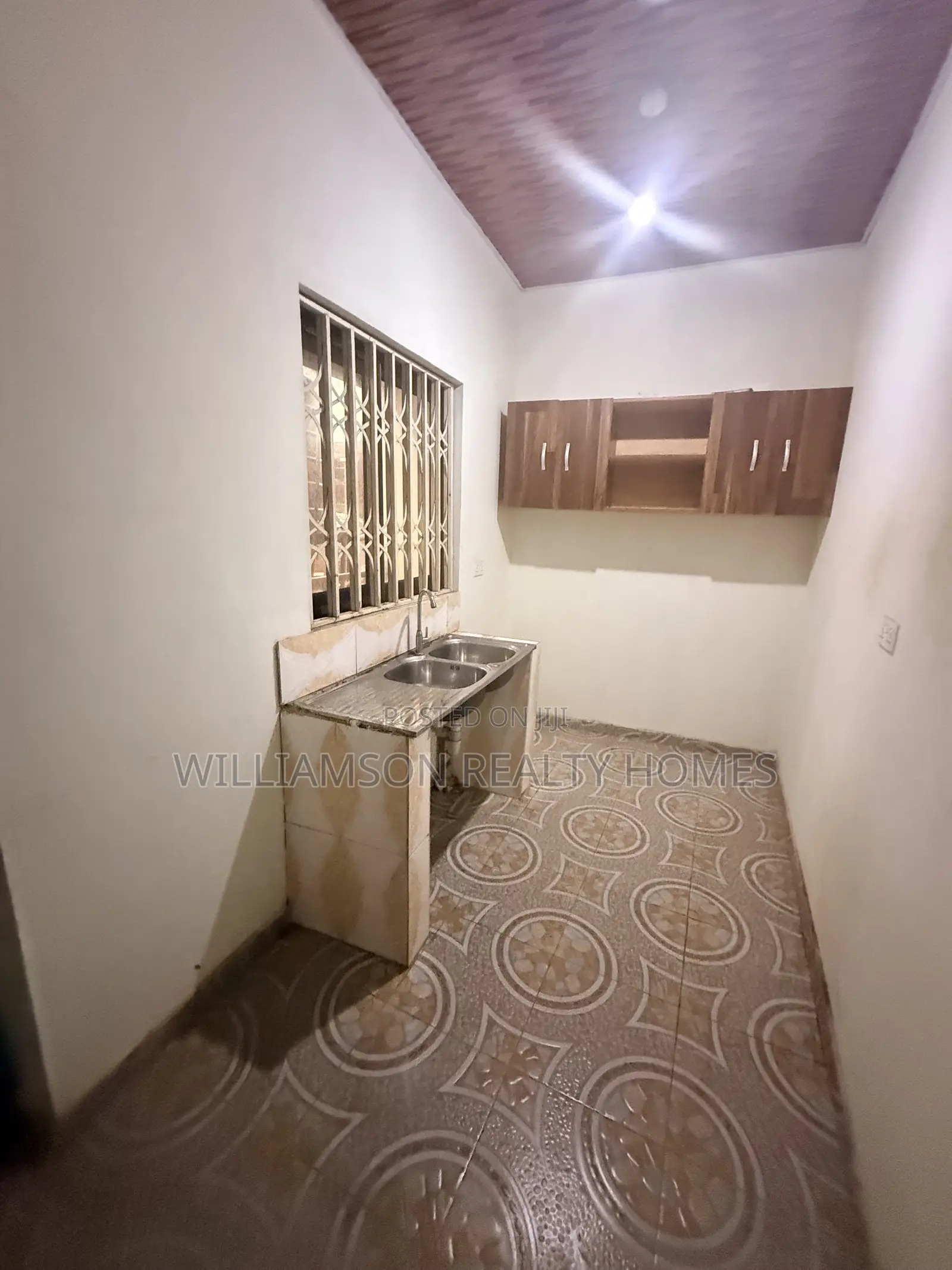 1bdrm Apartment in Community 18 Area, Spintex for rent