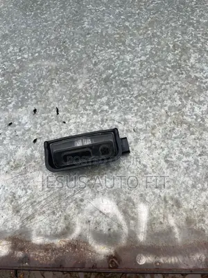 Honda CRV 2017-2022 Rear Trunk Lid Tailgate Switch Handle