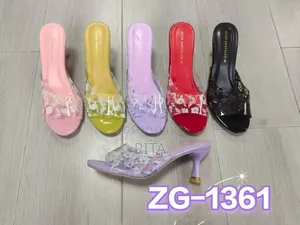Flat Sandals Vendor