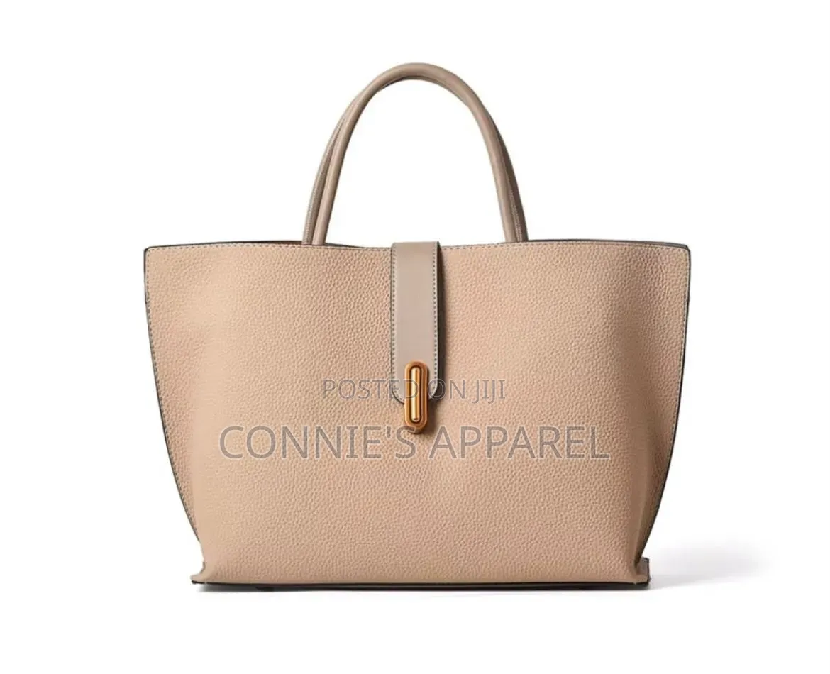 A Must Have Handbags for Ladies