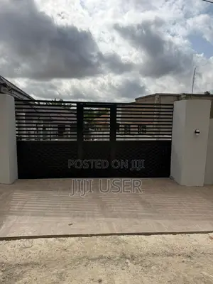 2bdrm Apartment in Ahodwo Daban Hilltop, Kumasi Metropolitan for rent