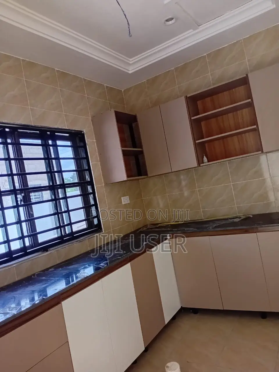 2bdrm Apartment in Ahodwo Daban Hilltop, Kumasi Metropolitan for rent