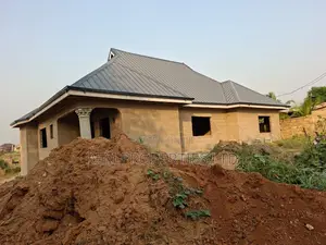 3bdrm House in Amasaman for sale