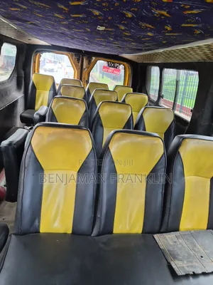 Ford Transit 2015 Yellow