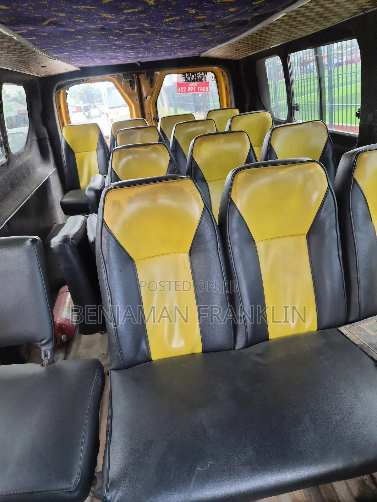 Ford Transit 2015 Yellow