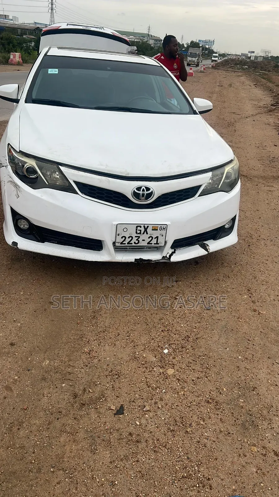 Toyota Camry SE 4dr Sedan (2.5L 4cyl 6A) 2015 White