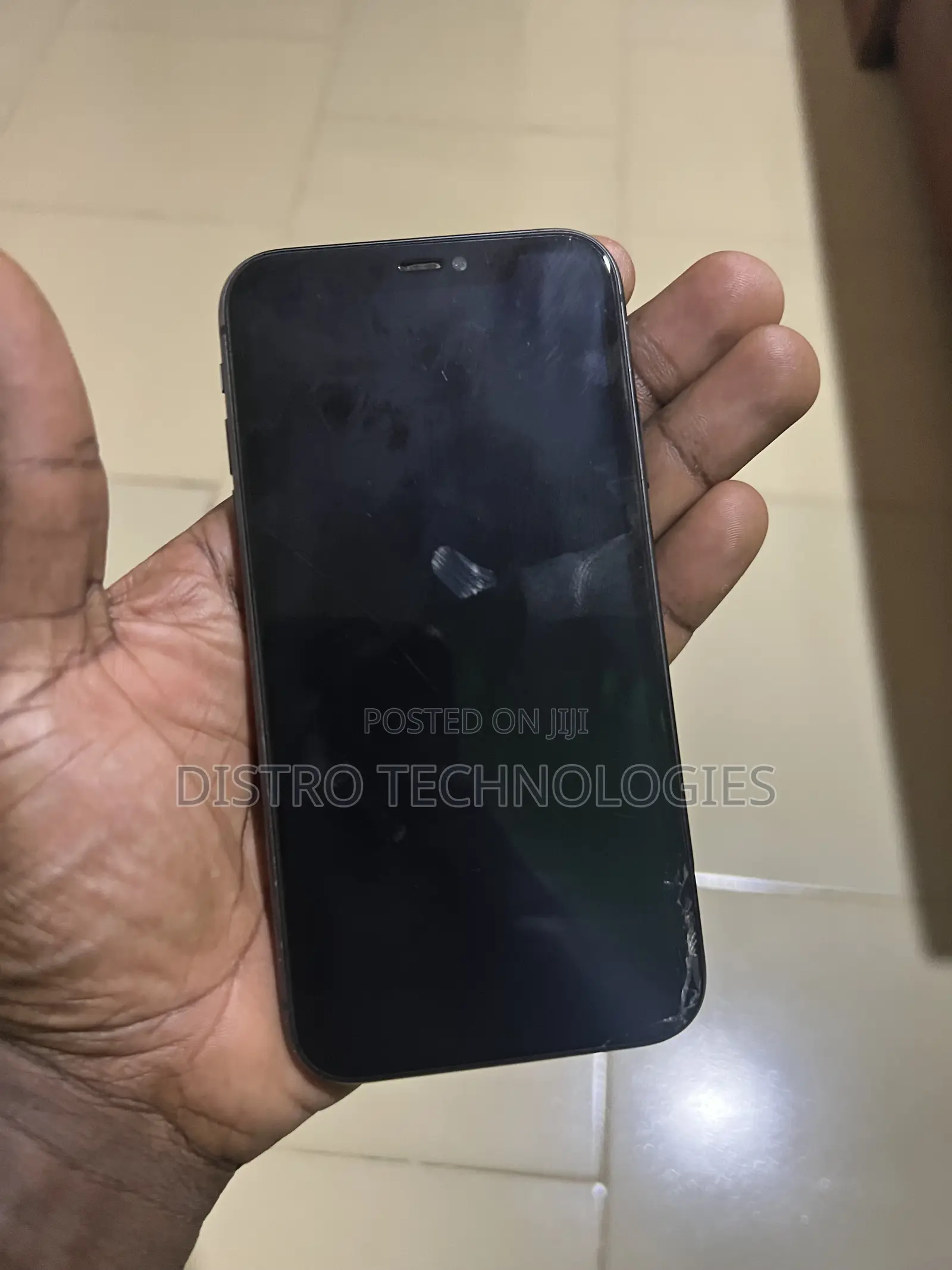 iPhone 11 Uses 64 Gb