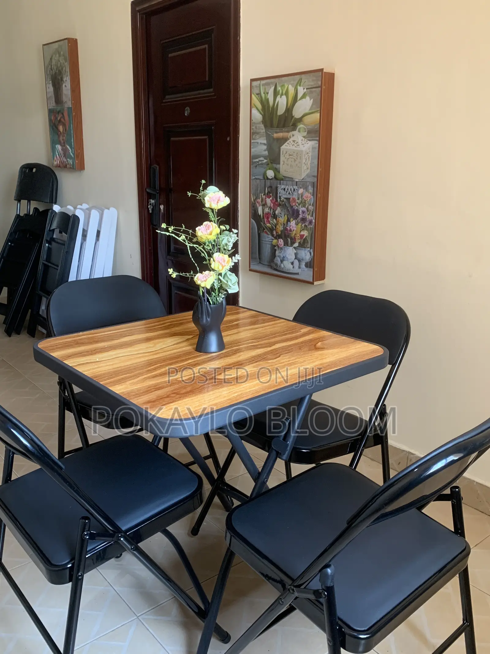 70*70 Table N Chair Set Designed for Diversity and Space-Saving .