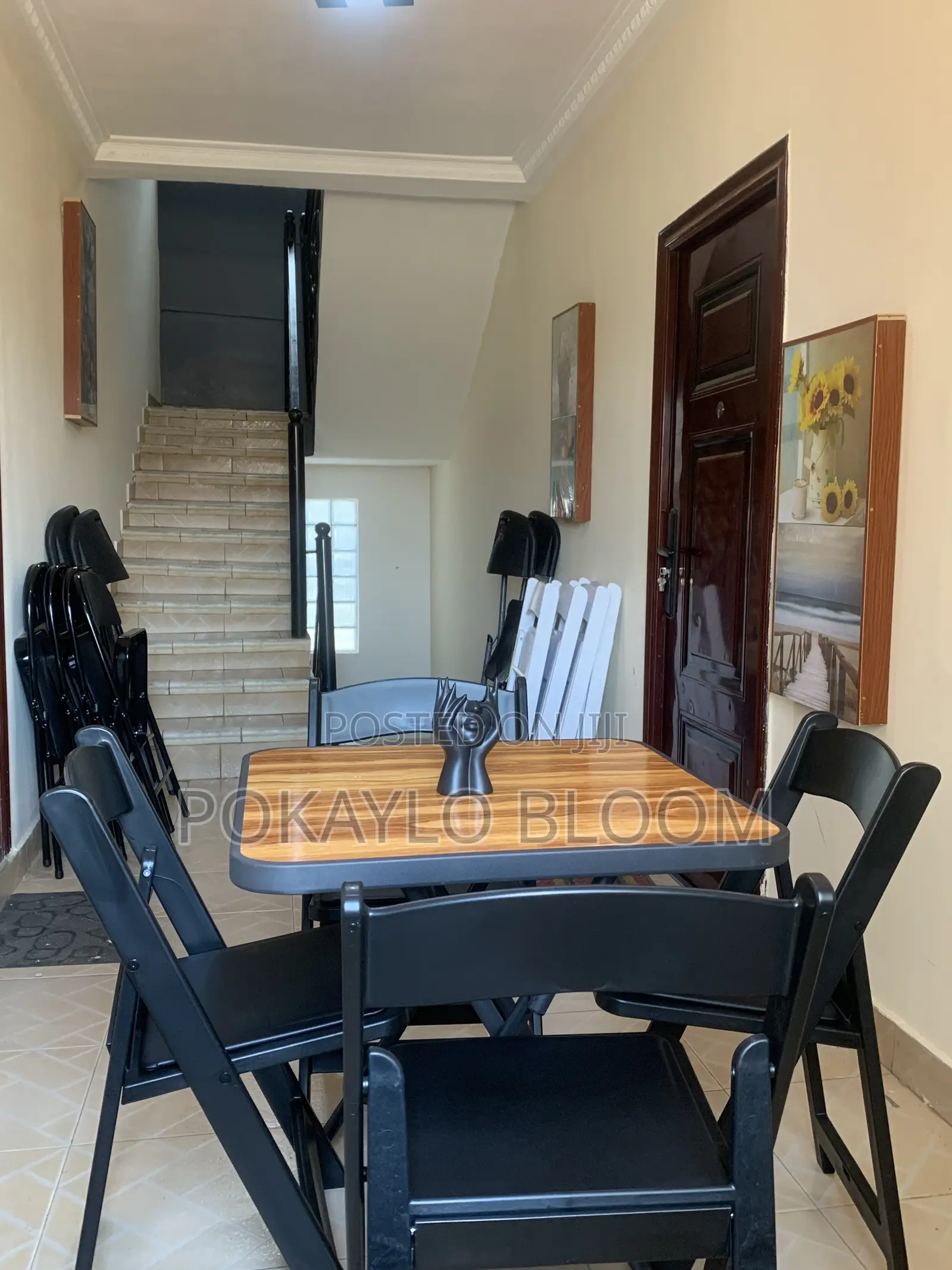 70*70 Table N Chair Set Designed for Diversity and Space-Saving .