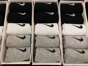 Nike Everyday Cushioned Crew Socks