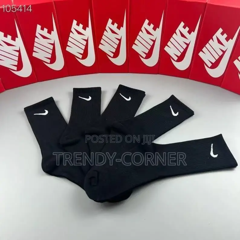 Nike Everyday Cushioned Crew Socks