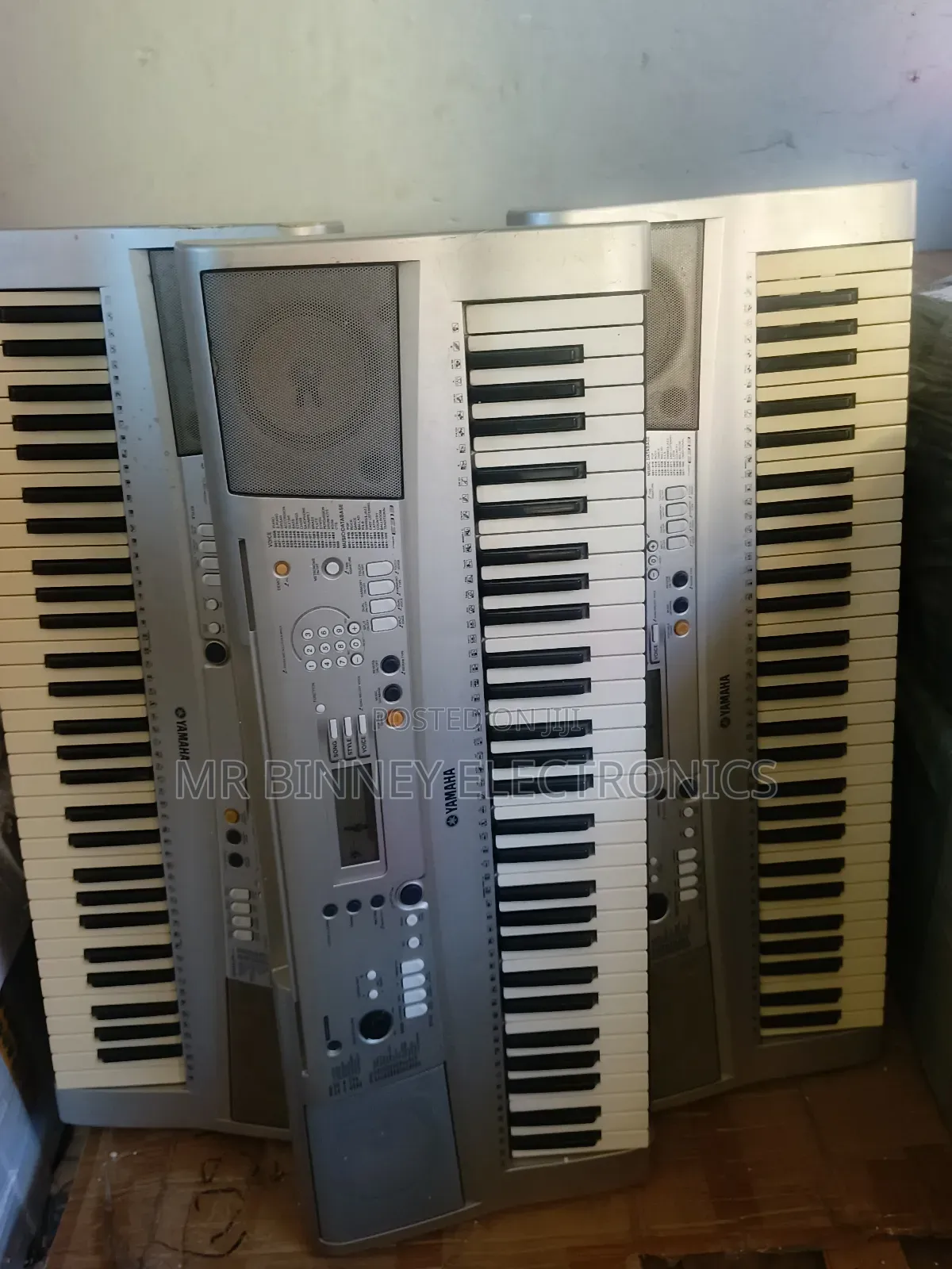 Yamaha PSR E313
