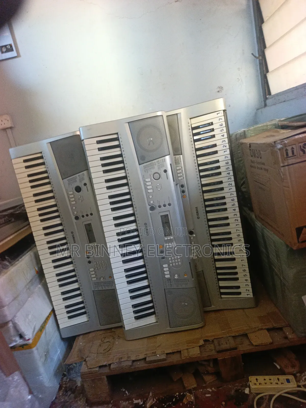 Yamaha PSR E313