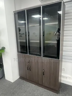 3 Doors Bookshelves
