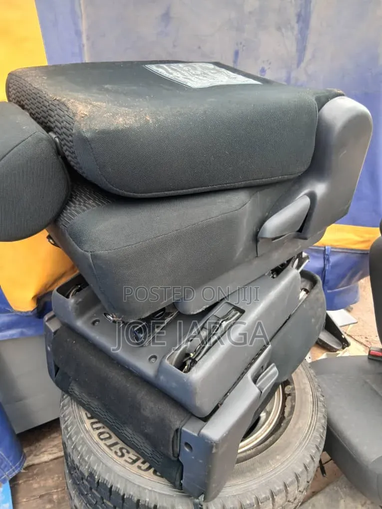 Toyota Voxyz Seat