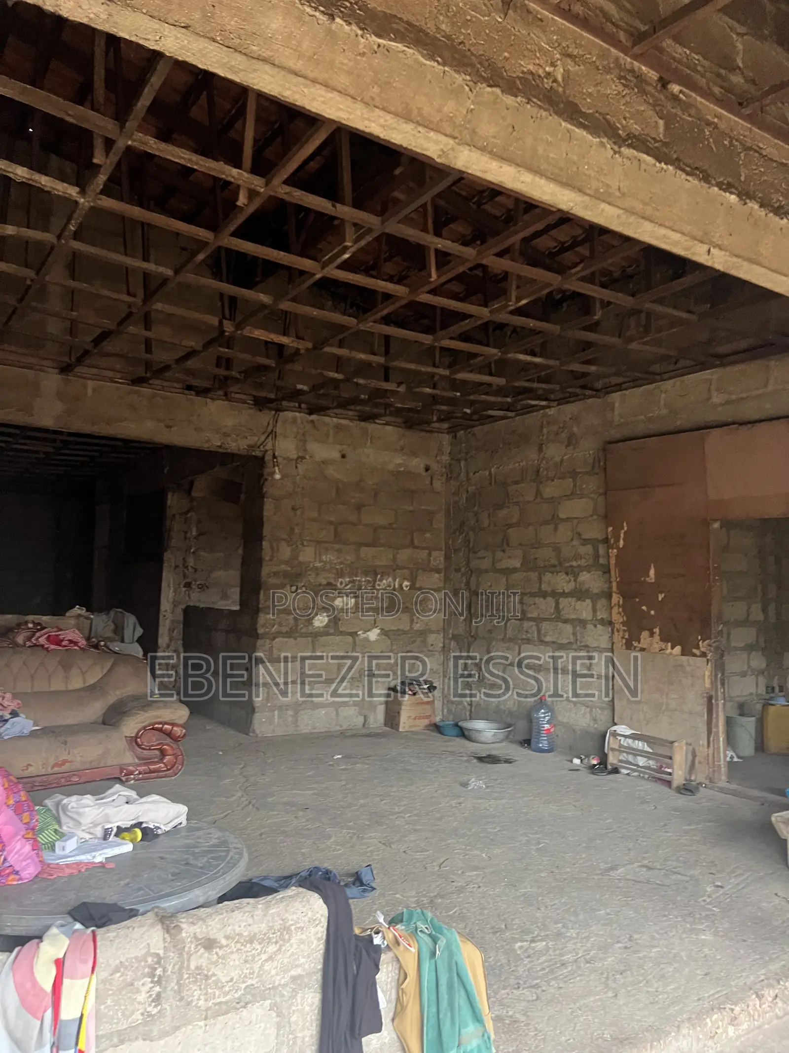 5bdrm House in Old Barrier, West Hills Mall Area for sale