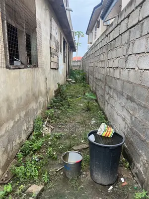 5bdrm House in Old Barrier, West Hills Mall Area for sale