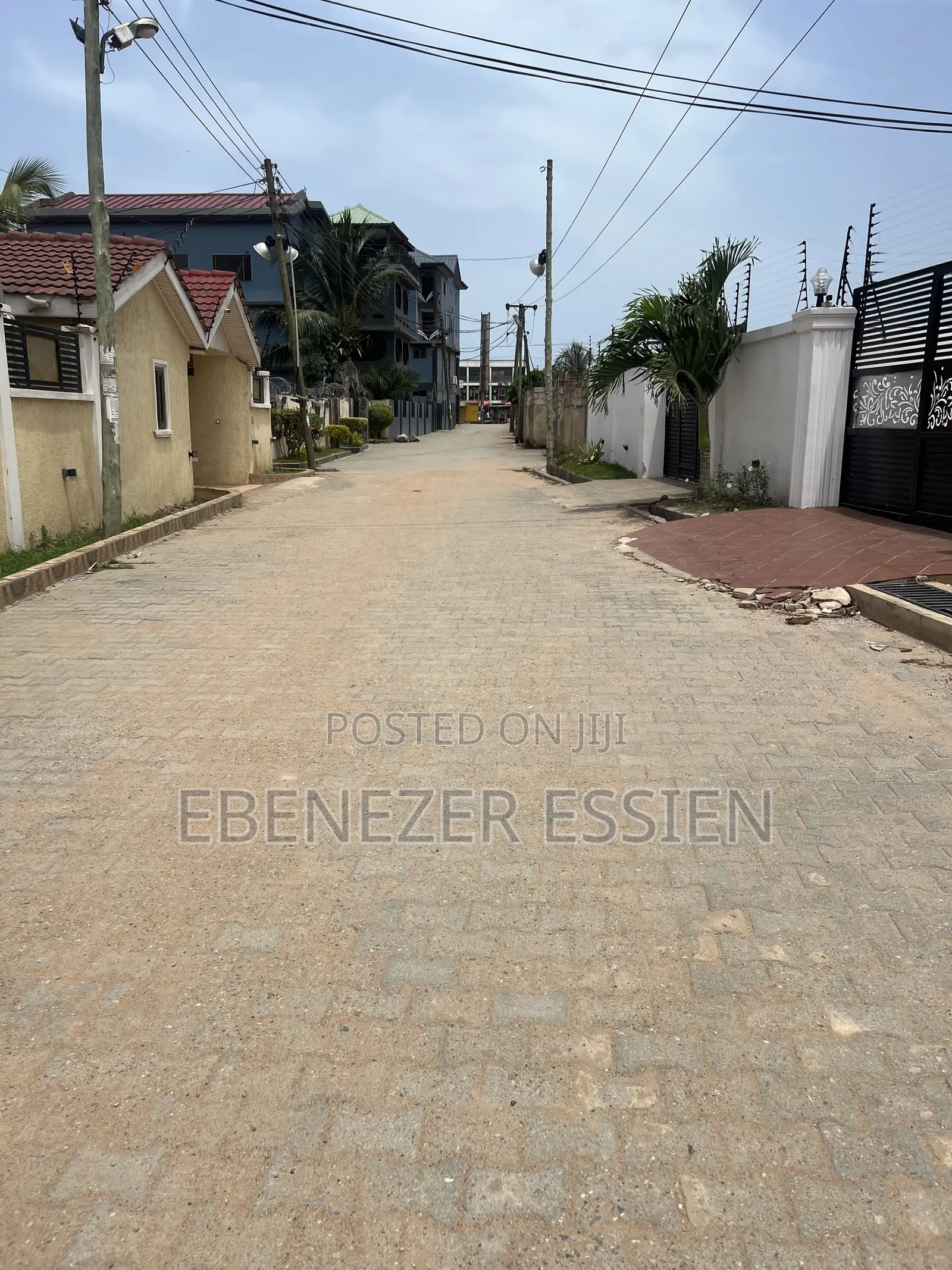 5bdrm House in Old Barrier, West Hills Mall Area for sale