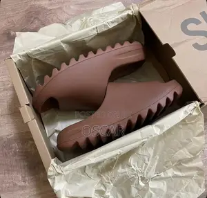 Oscar Clothing