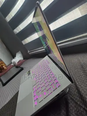 Laptop Asus ROG Zephyrus G14 16GB AMD Ryzen 9 SSD 1T