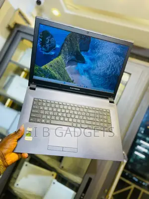 Laptop 12GB Intel Core i7 SSD 512GB