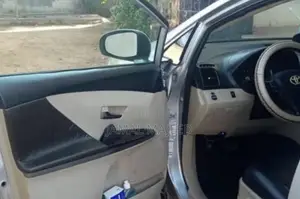 Toyota Venza V6 2012 Silver
