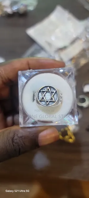 Star Ring Represents the Connection Between the Divine and Humanity