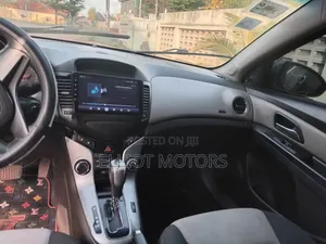 Chevrolet Cruze Eco Auto 2013 Silver