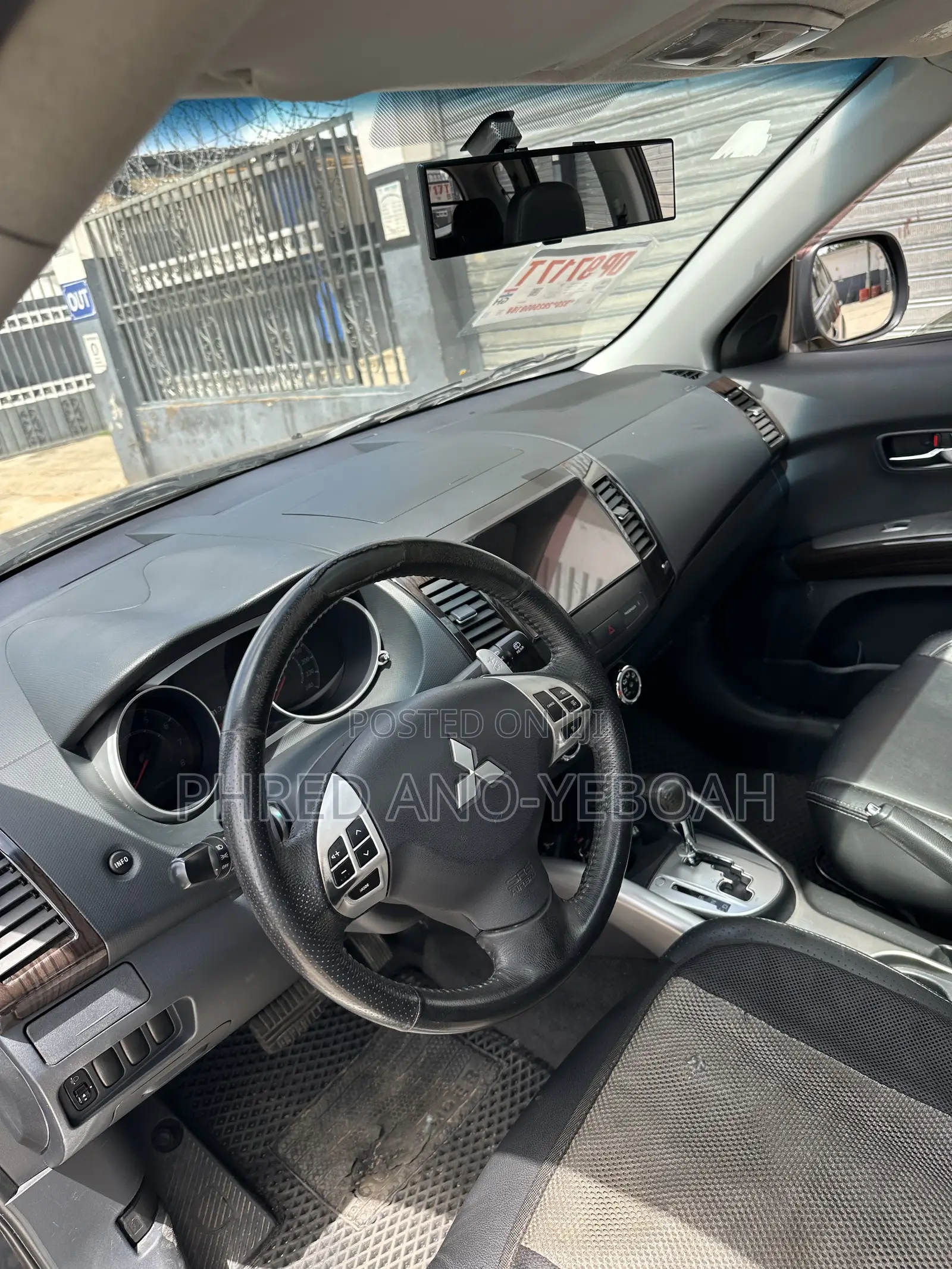 Mitsubishi Outlander SE 4dr SUV AWD (2.4L 4cyl CVT) 2015 Black
