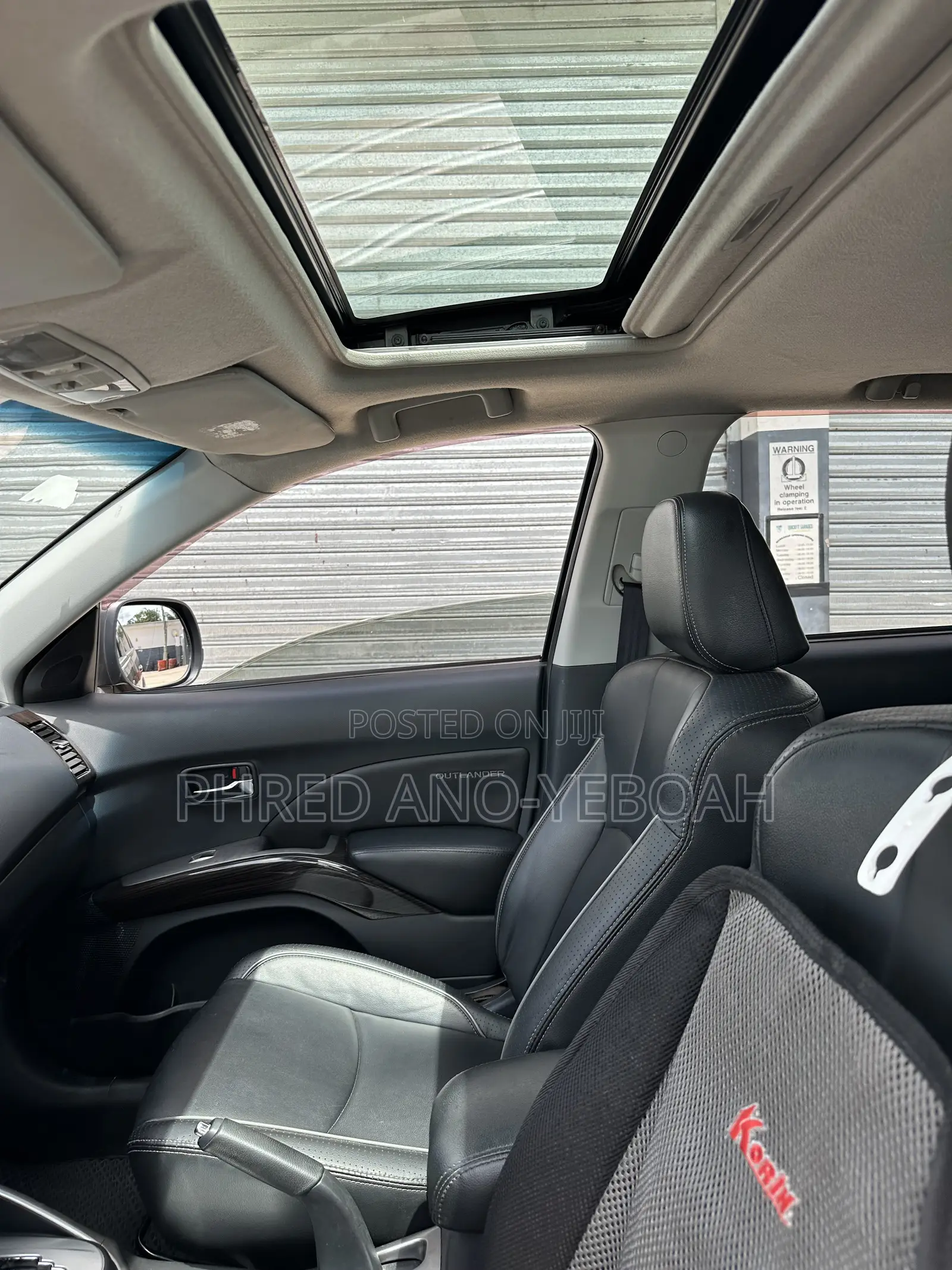 Mitsubishi Outlander SE 4dr SUV AWD (2.4L 4cyl CVT) 2015 Black