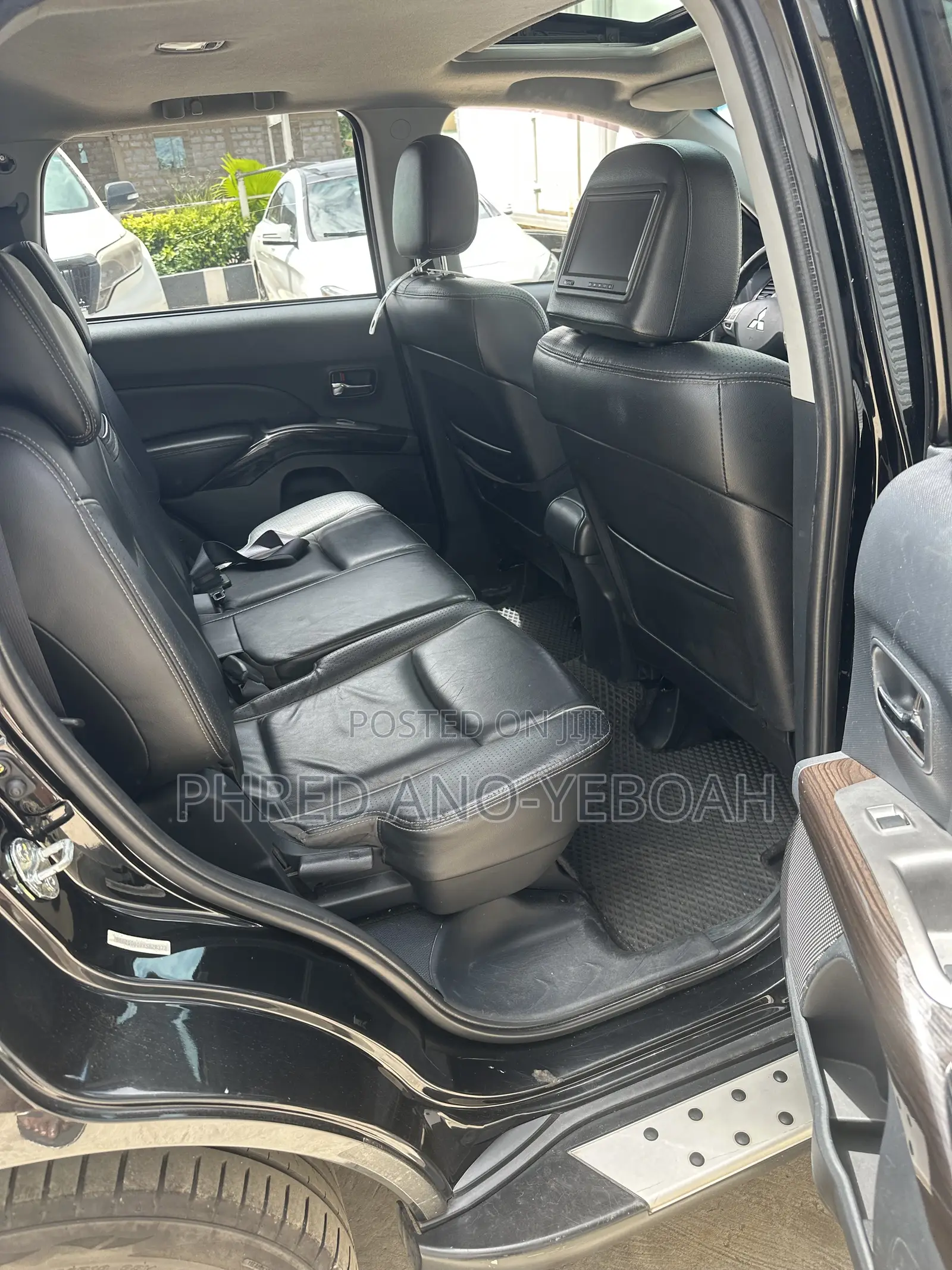 Mitsubishi Outlander SE 4dr SUV AWD (2.4L 4cyl CVT) 2015 Black