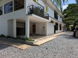 8bdrm Mansion in Cantonment, US Embassy Area for rent