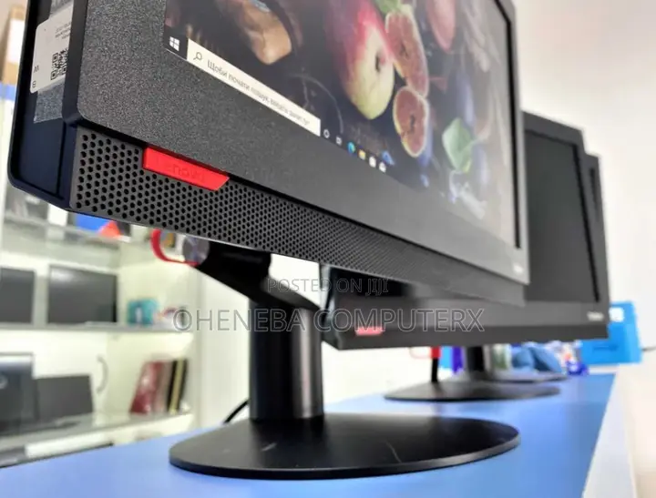Lenovo ThinkCentre M810z AIO 8GB Intel Core i5 SSD 256GB