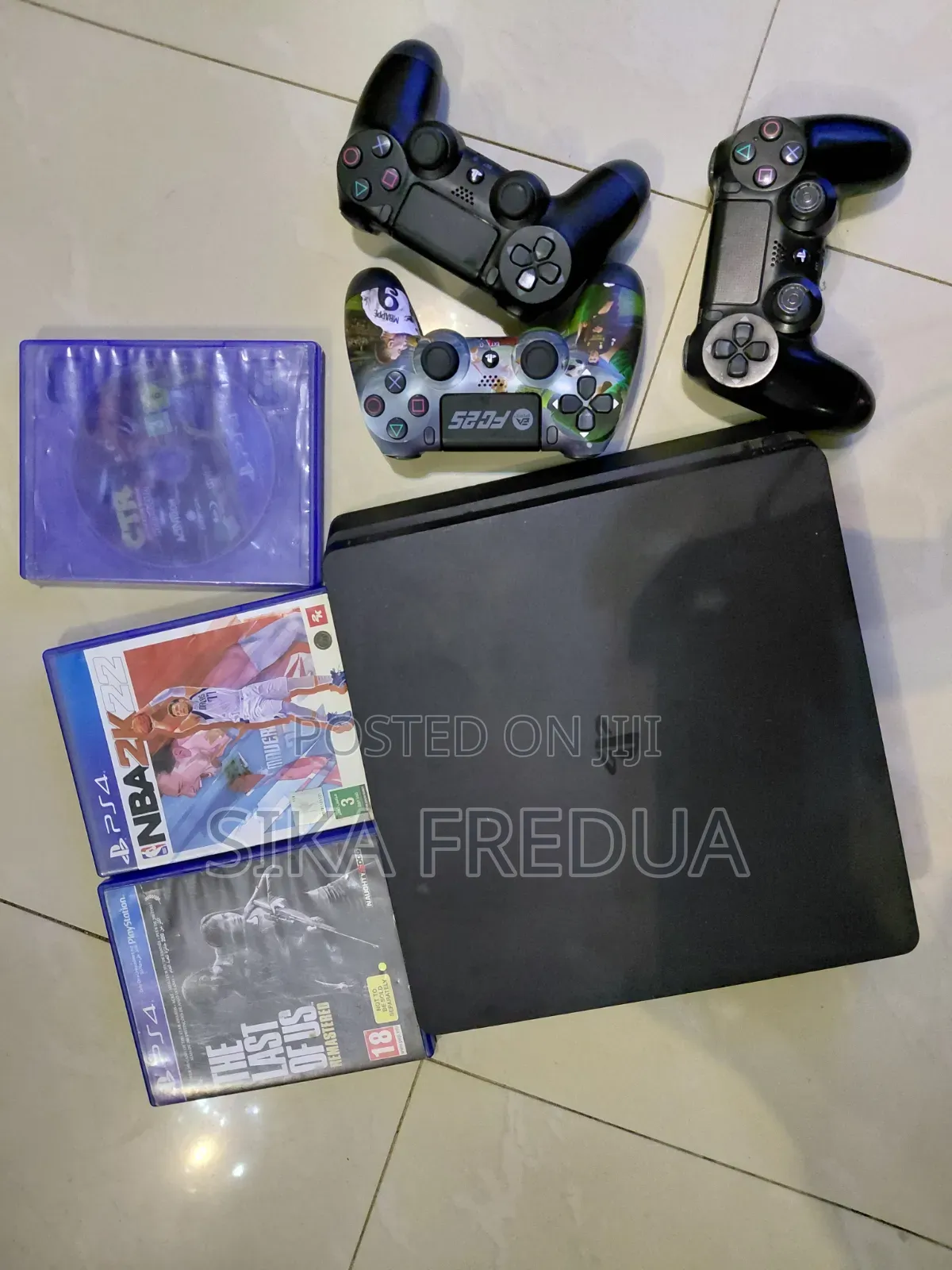 Playstation 4 Slim