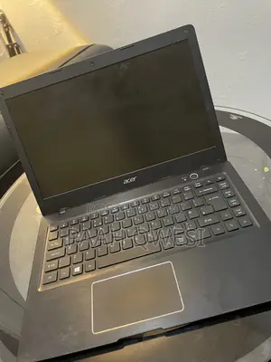 Laptop Acer 16GB Intel SSHD+SSD 256GB
