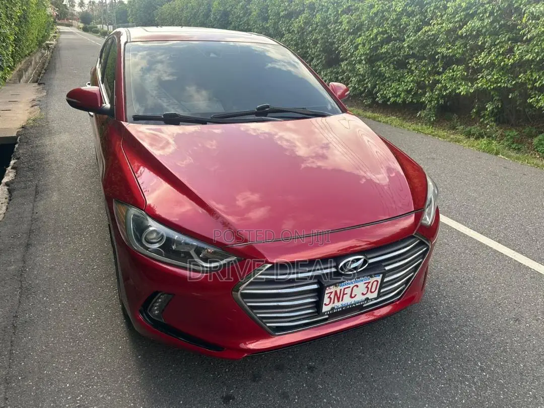 Hyundai Elantra Limited Sedan FWD (2.0L 4cyl 6A) 2017 Red